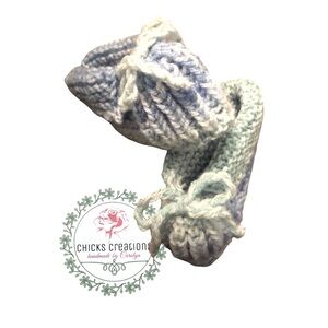 Hand Knit Baby Booties, Variegated‎ Yarn w/Bow, Blue/Green NWOT Sized 3-6 months